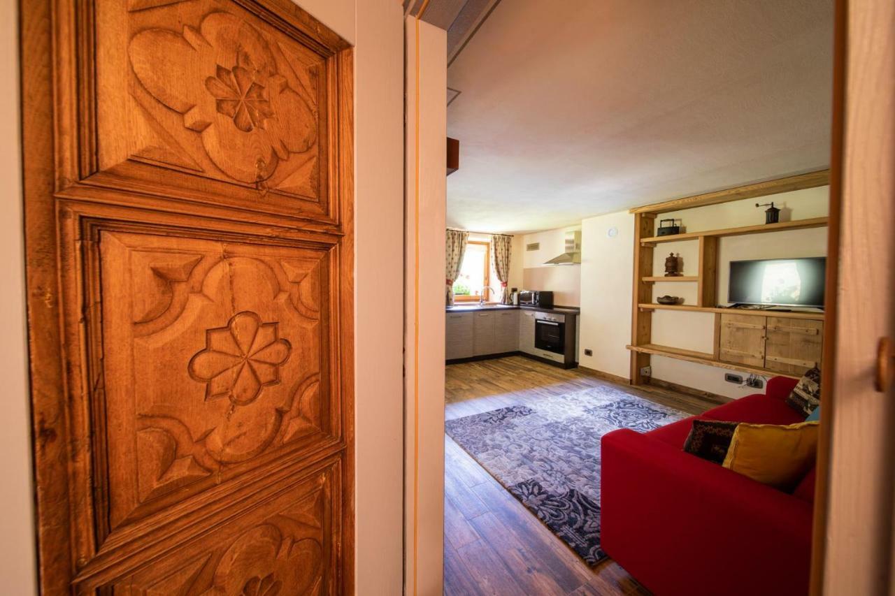 Casa Vacanze Petit Haury Arvier Exterior foto