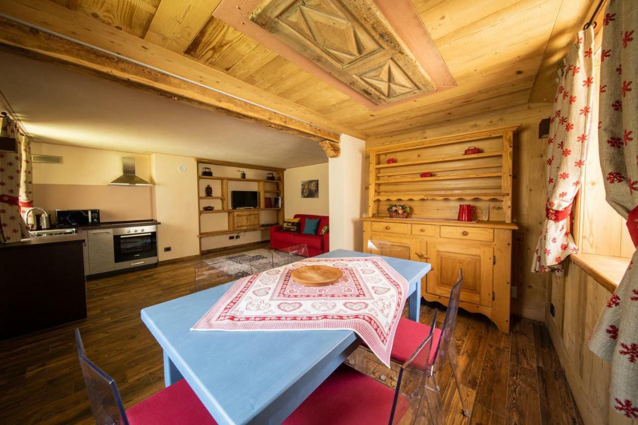 Casa Vacanze Petit Haury Arvier Exterior foto