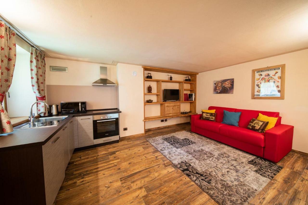 Casa Vacanze Petit Haury Arvier Exterior foto