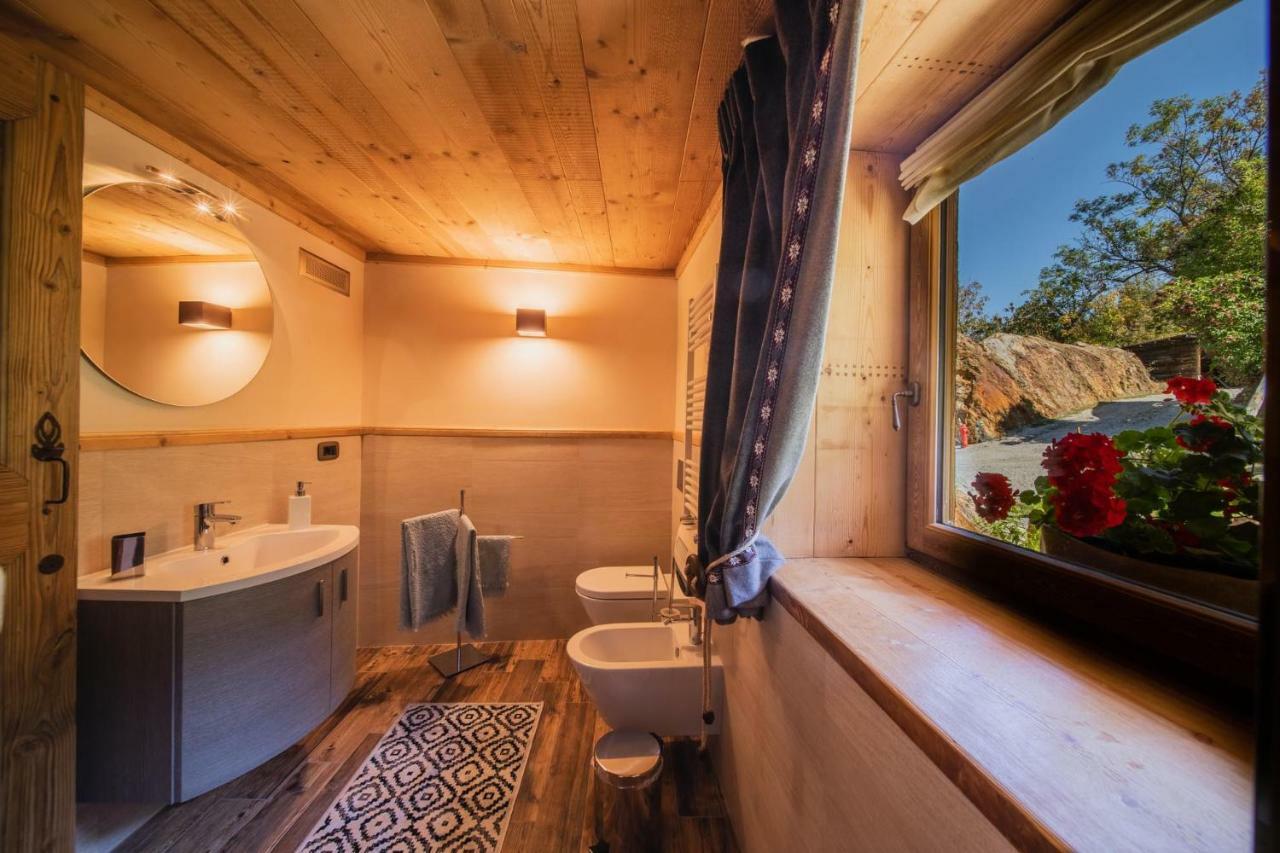 Casa Vacanze Petit Haury Arvier Exterior foto